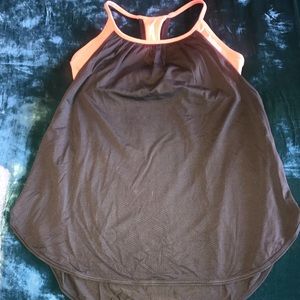 Lululemon tank with built in bra size 8